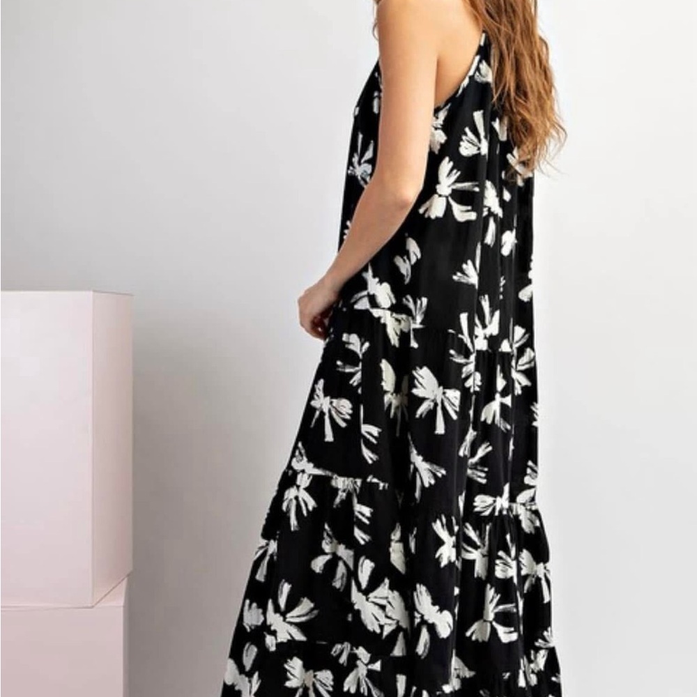 ee:some Black and White Floral Bow Maxi Dress